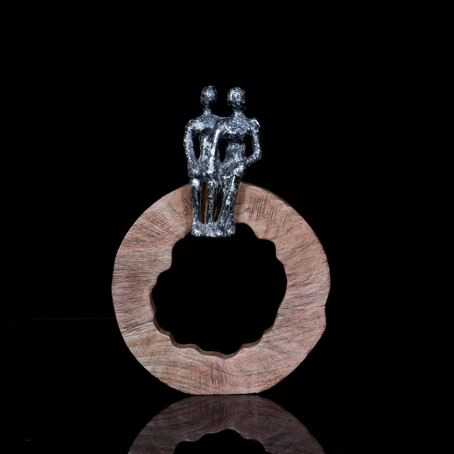  Aluminium Couple On Wooden Ring