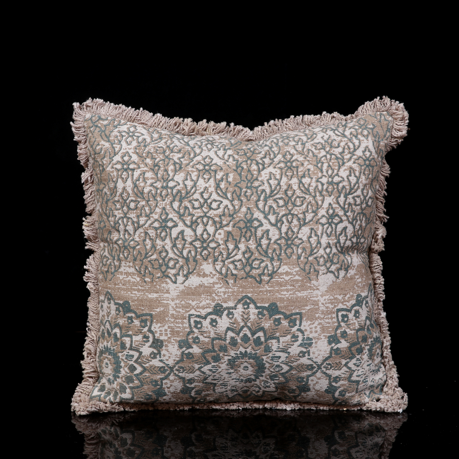TEXTURED PRINTED PILLOW HAVING  FRINGES