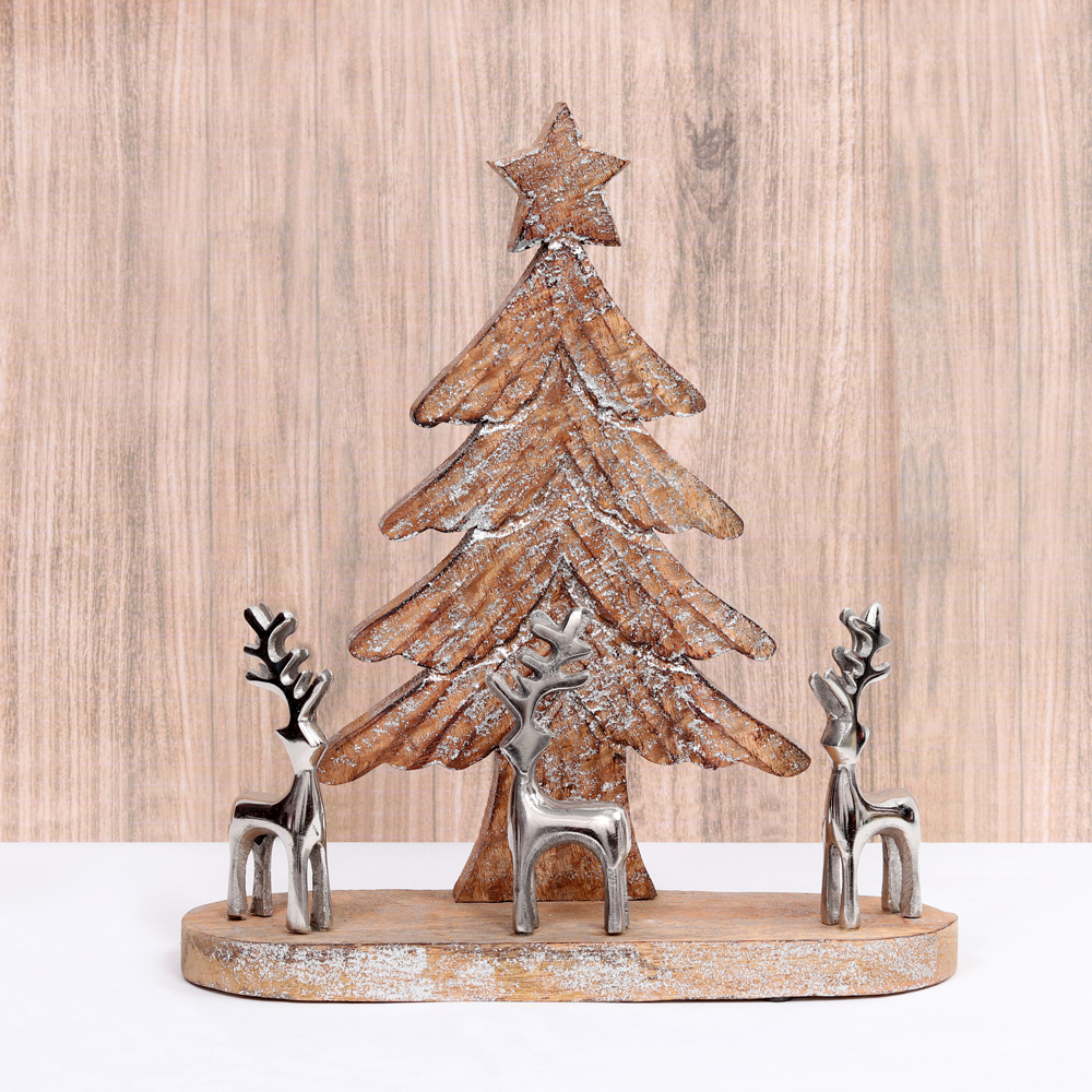 CHRISTMASS TREE WITH 3-REINDEER
