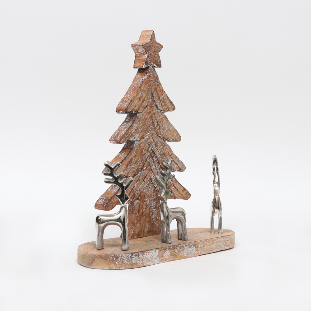 CHRISTMASS TREE WITH 3-REINDEER