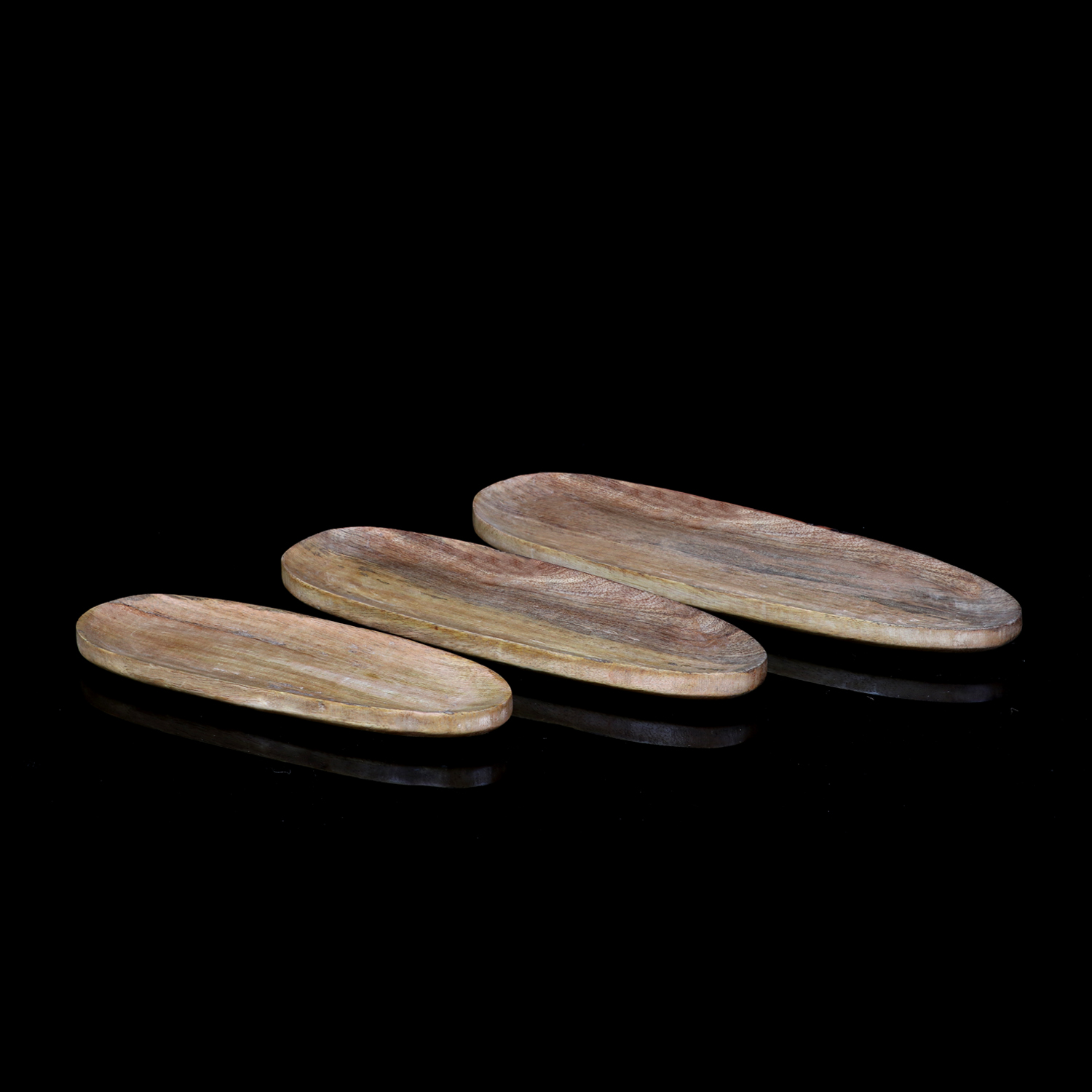 WOODEN OVAL TRAY